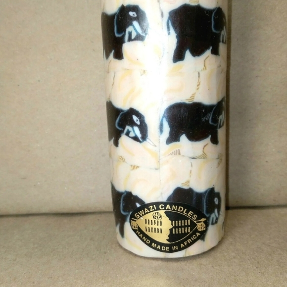 Elephant Candle SWAZI Handmade in Africa - Picture 2 of 10